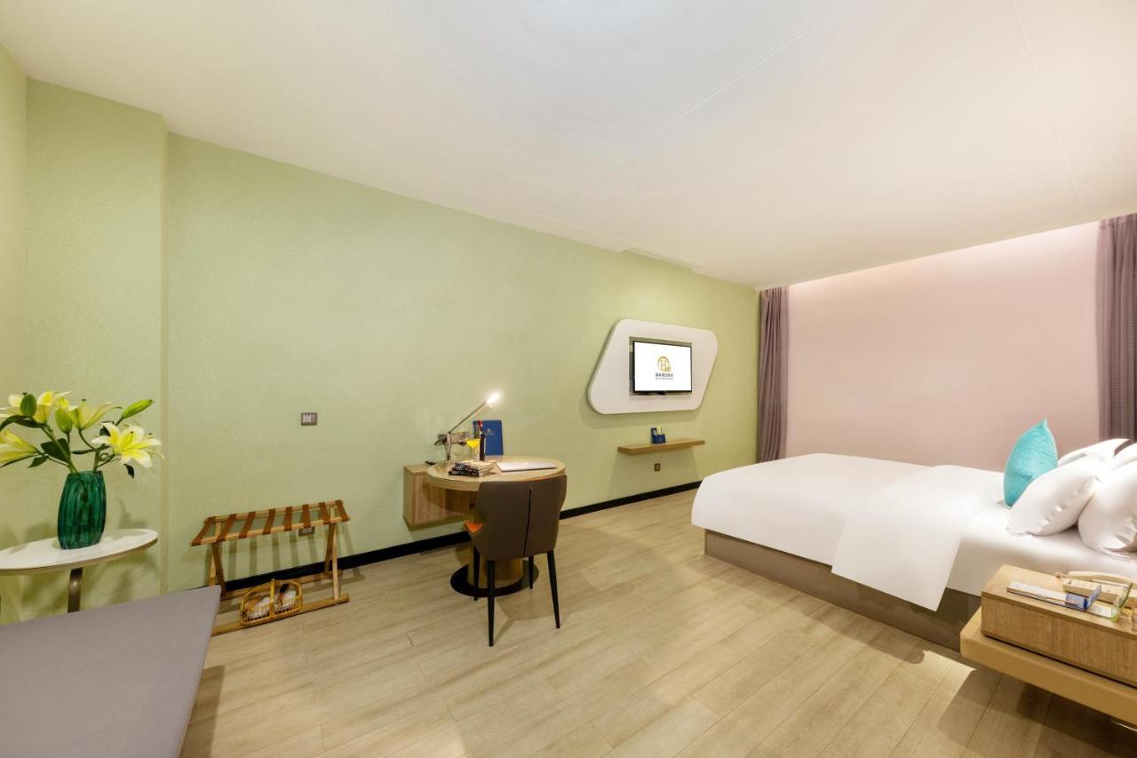 Qianhai Holiday Hotel Шънджън Екстериор снимка