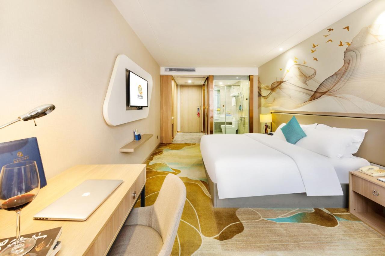 Qianhai Holiday Hotel Шънджън Екстериор снимка
