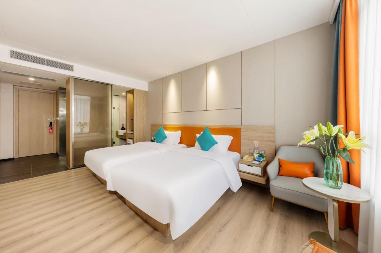 Qianhai Holiday Hotel Шънджън Екстериор снимка