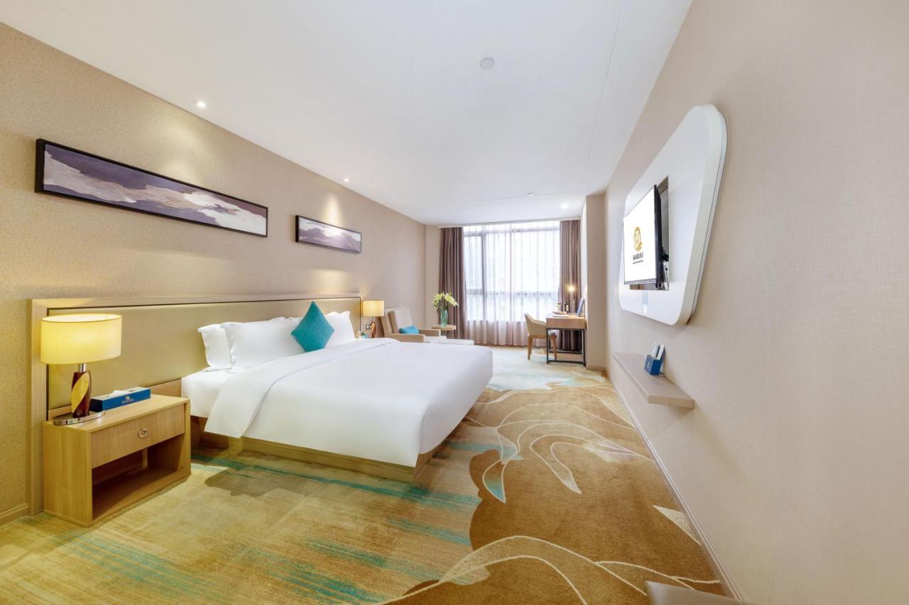 Qianhai Holiday Hotel Шънджън Екстериор снимка