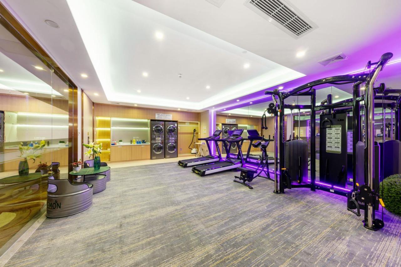 Qianhai Holiday Hotel Шънджън Екстериор снимка