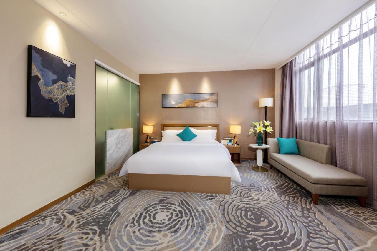 Qianhai Holiday Hotel Шънджън Екстериор снимка