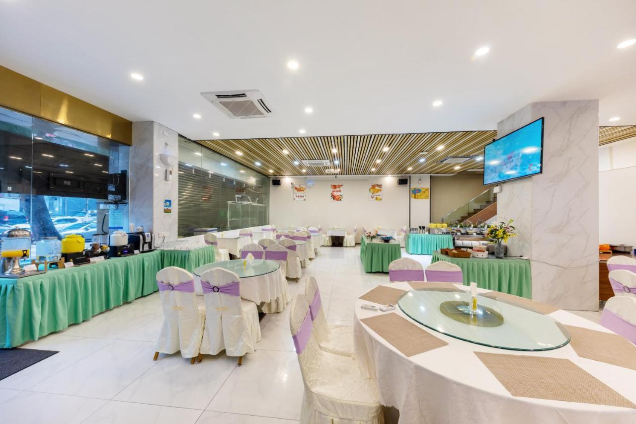 Qianhai Holiday Hotel Шънджън Екстериор снимка