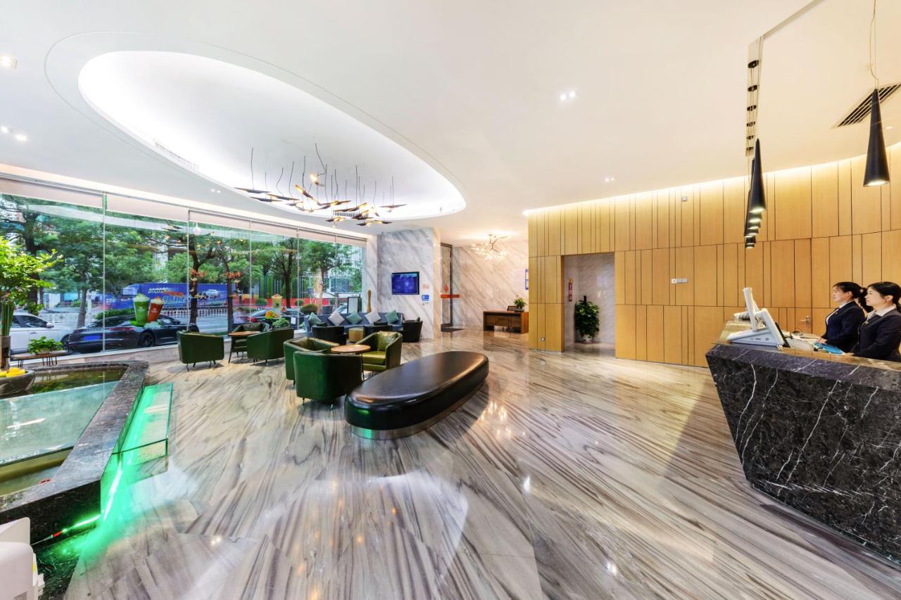Qianhai Holiday Hotel Шънджън Екстериор снимка