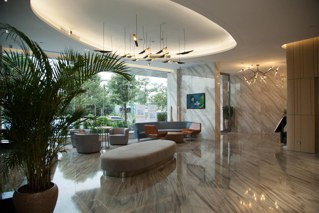 Qianhai Holiday Hotel Шънджън Екстериор снимка